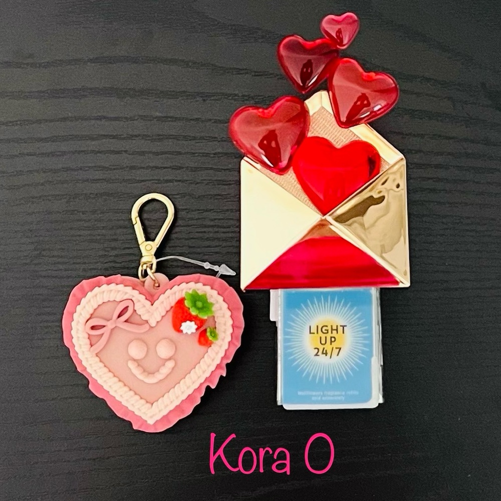 BBW Hearts & Strawberry Pound Cake Mother’s Day Set - Picture 7 of 8